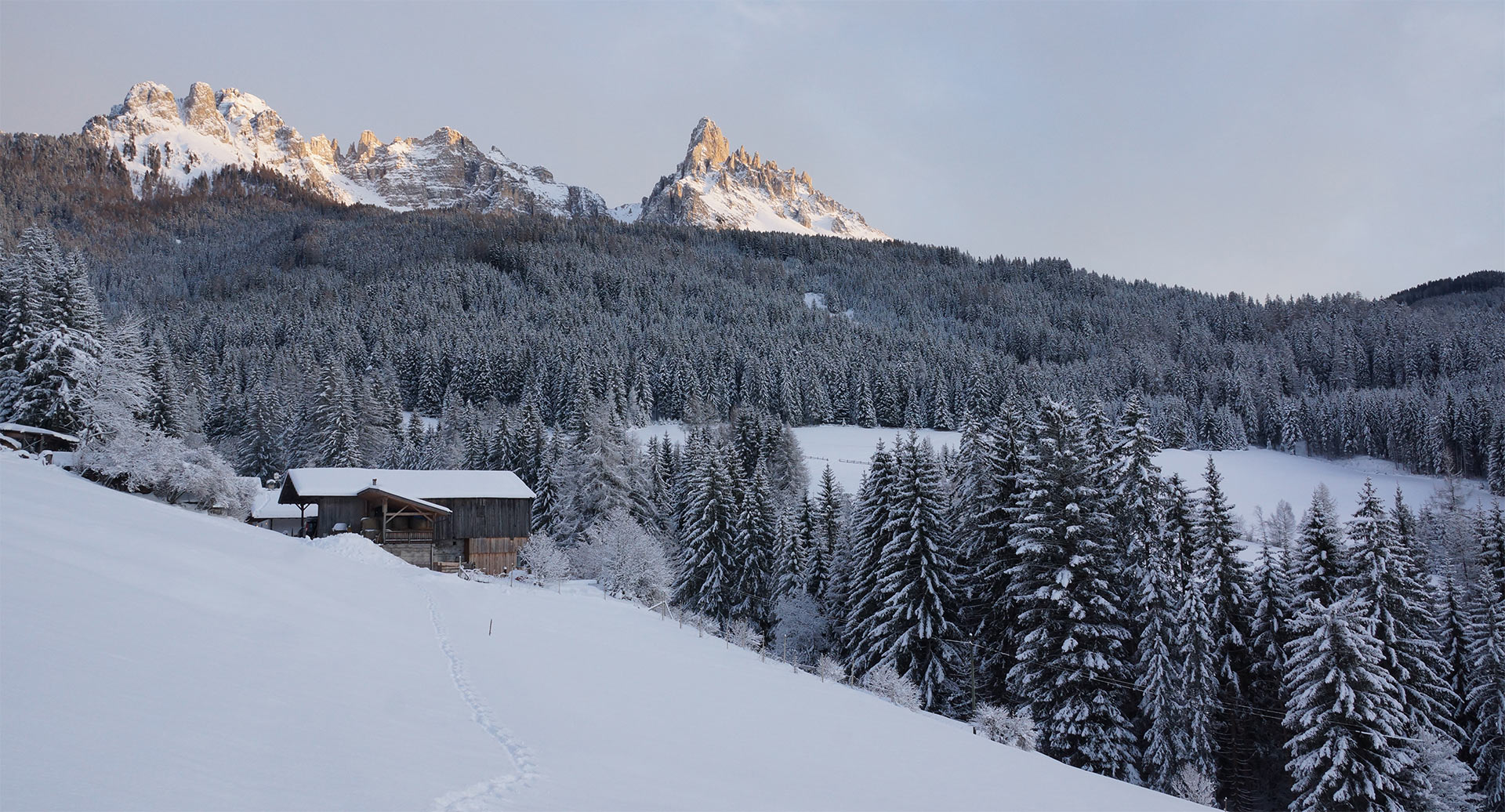 VACANZA INVERNALE NELLE DOLOMITI VACANZA SUGLI SCI OBEREGGEN